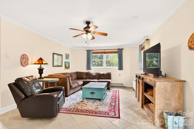 3 Ellenwood Drive, Asheville, NC 28804