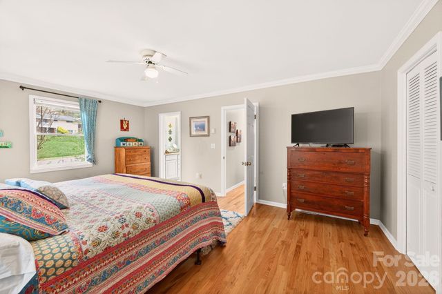 3 Ellenwood Drive, Asheville, NC 28804