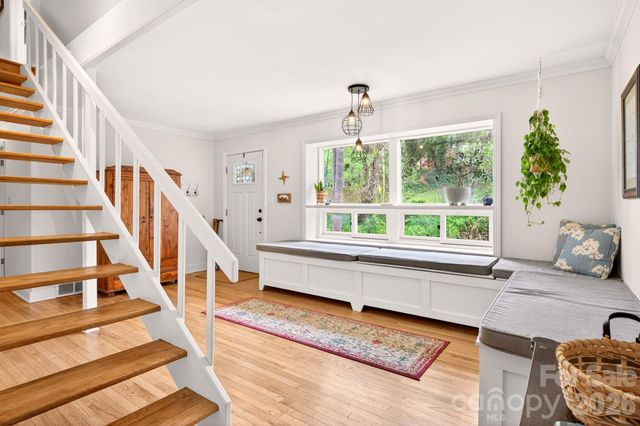 3 Ellenwood Drive, Asheville, NC 28804