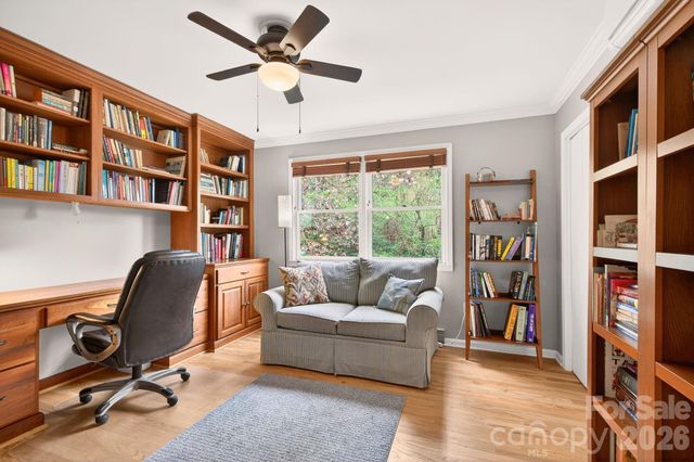 3 Ellenwood Drive, Asheville, NC 28804