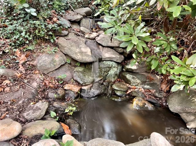 3 Ellenwood Drive, Asheville, NC 28804