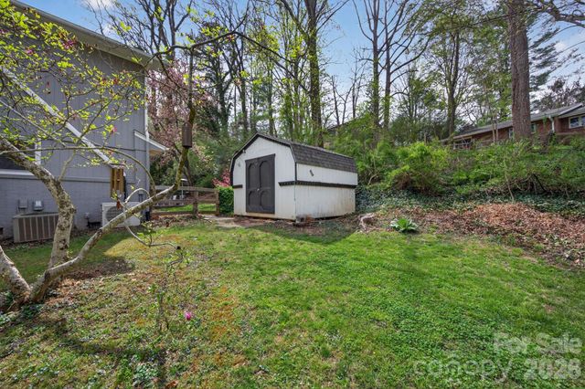 3 Ellenwood Drive, Asheville, NC 28804