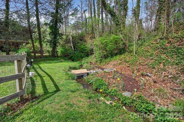 3 Ellenwood Drive, Asheville, NC 28804