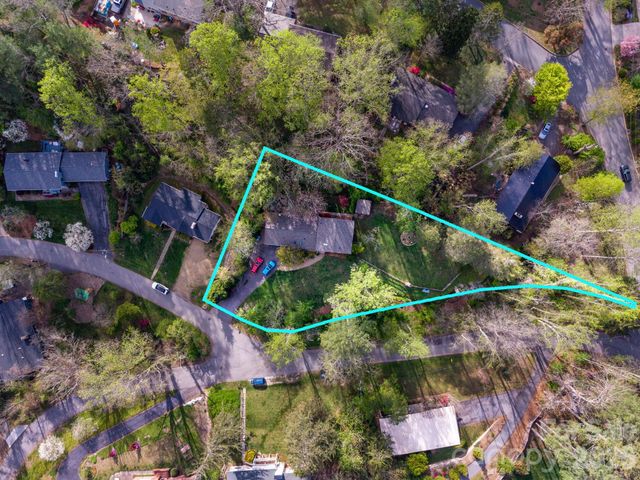 3 Ellenwood Drive, Asheville, NC 28804