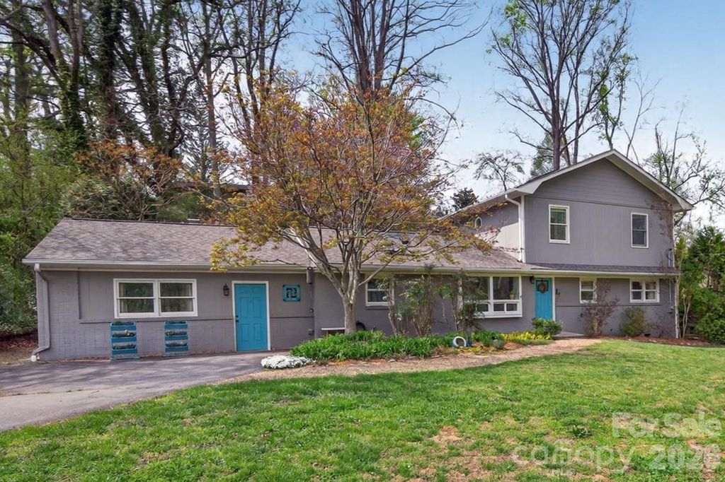 3 Ellenwood Drive, Asheville, NC 28804