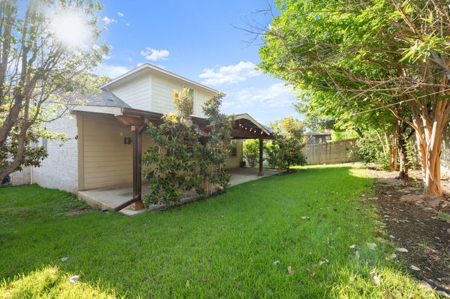 411 Olmos DR, Leander, TX 78641