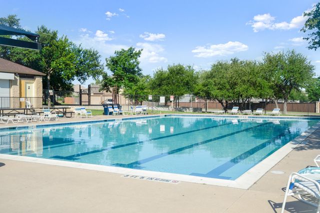411 Olmos DR, Leander, TX 78641