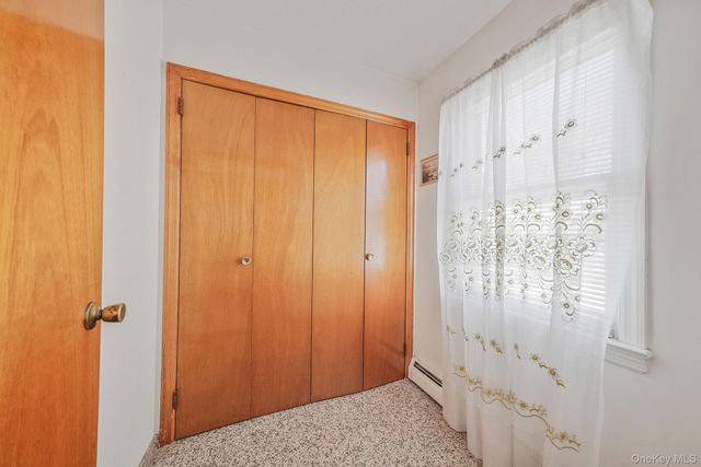 36 Frost Pond Road, Glen Cove, NY 11542