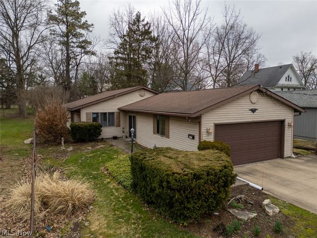 226 North Avenue, Ravenna, OH 44266