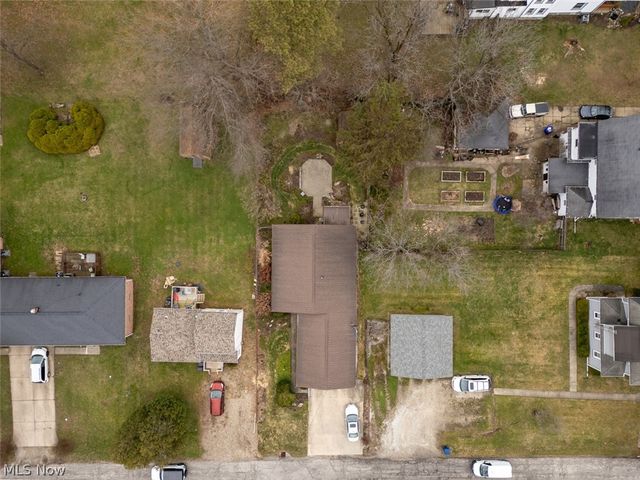 226 North Avenue, Ravenna, OH 44266