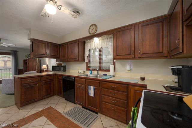 226 North Avenue, Ravenna, OH 44266