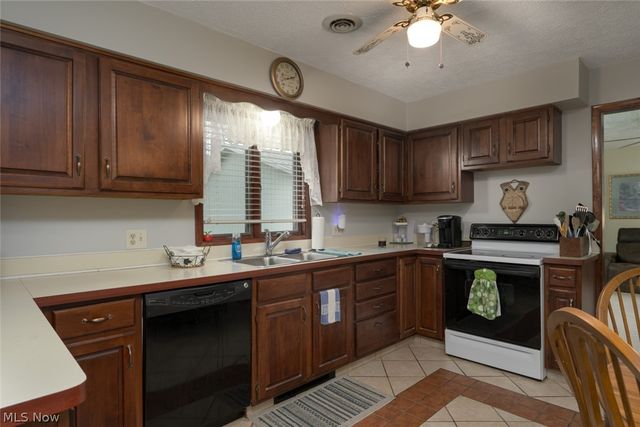 226 North Avenue, Ravenna, OH 44266