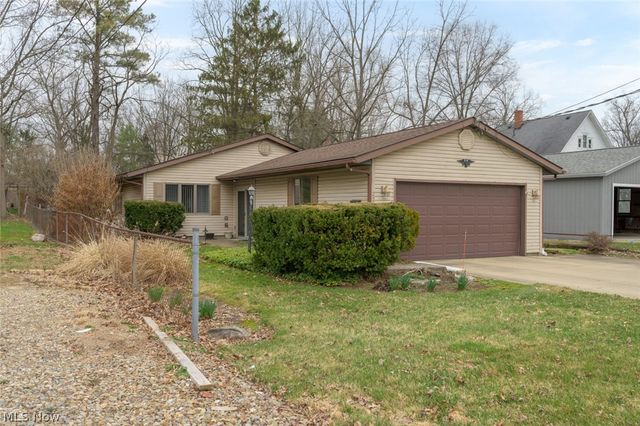 226 North Avenue, Ravenna, OH 44266