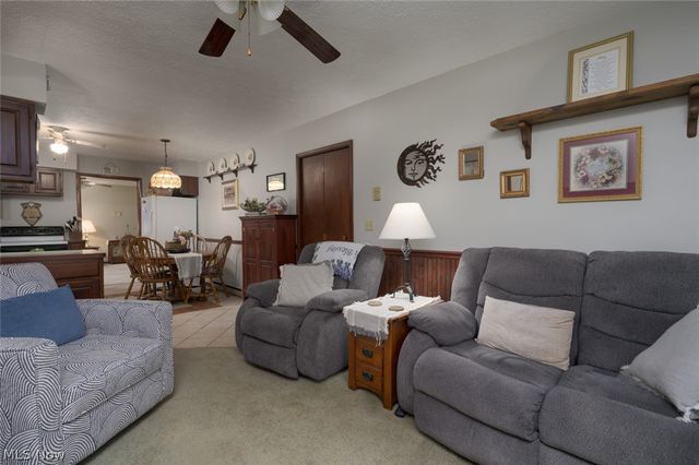 226 North Avenue, Ravenna, OH 44266