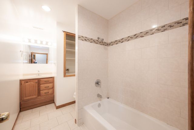 4429 W 87th Street, Hometown, IL 60456