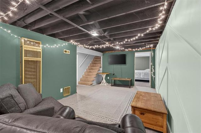 3611 S Spring Street, Independence, MO 64055