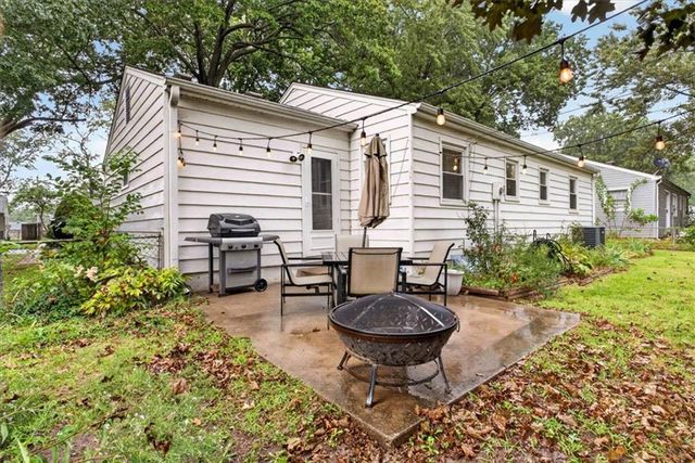 3611 S Spring Street, Independence, MO 64055