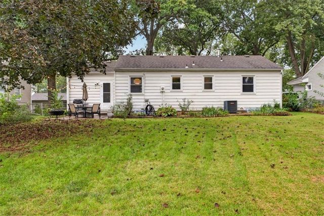 3611 S Spring Street, Independence, MO 64055