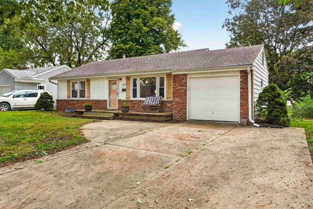 3611 S Spring Street, Independence, MO 64055