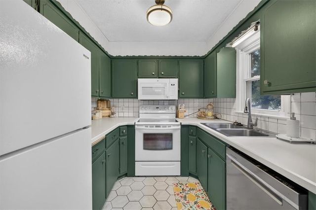 3611 S Spring Street, Independence, MO 64055