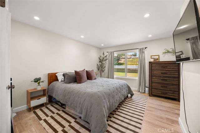 28962 De La Luna, Mission Viejo, CA 92692