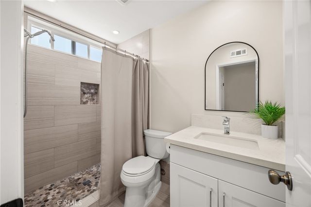 28962 De La Luna, Mission Viejo, CA 92692