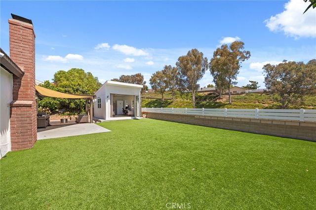 28962 De La Luna, Mission Viejo, CA 92692