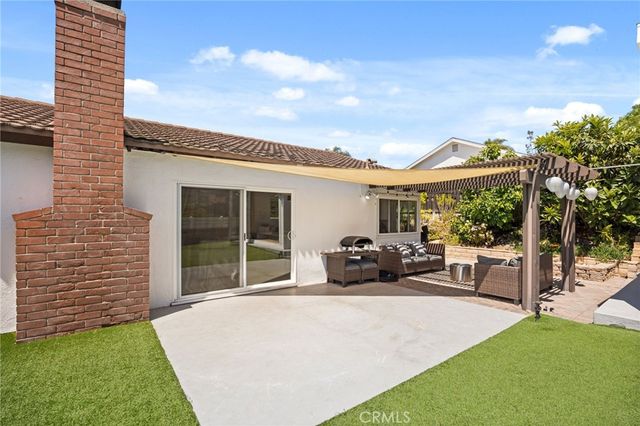 28962 De La Luna, Mission Viejo, CA 92692