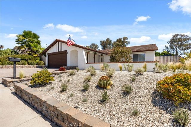 28962 De La Luna, Mission Viejo, CA 92692