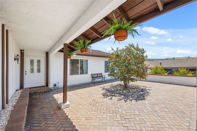 28962 De La Luna, Mission Viejo, CA 92692
