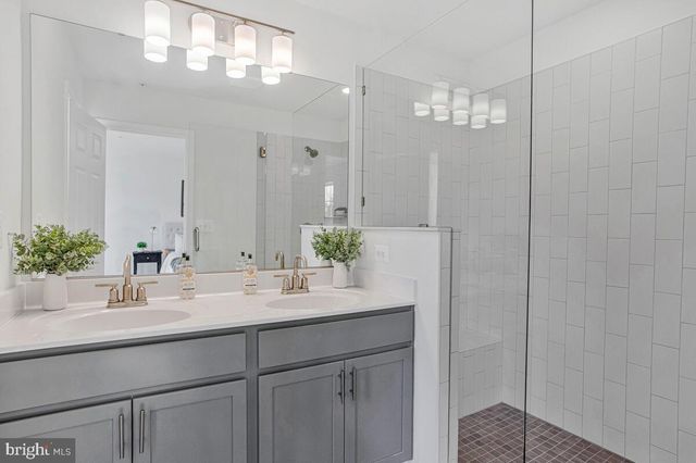 1225 JUNIPER ST, Shady Side, MD 20764