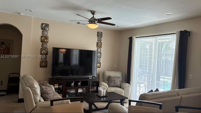 20172 SW 128th Ct, Miami, FL 33177
