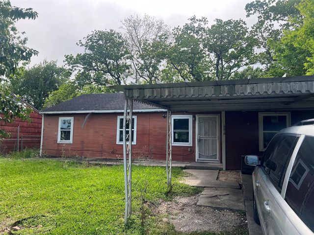 10010 Cathedral Drive, Houston, TX 77051