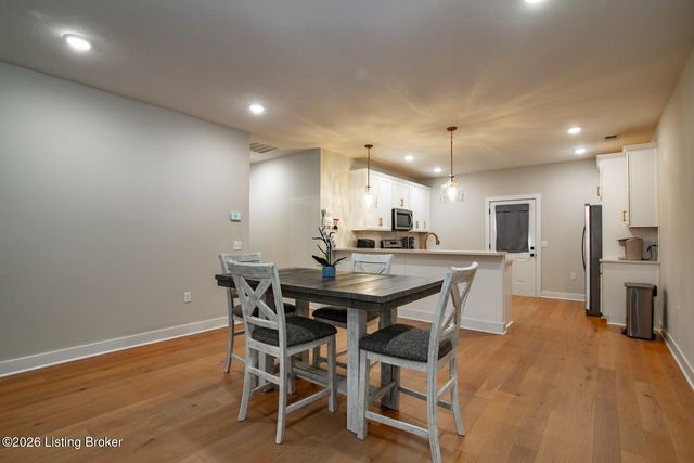 308 Lincoln St, Vine Grove, KY 40175