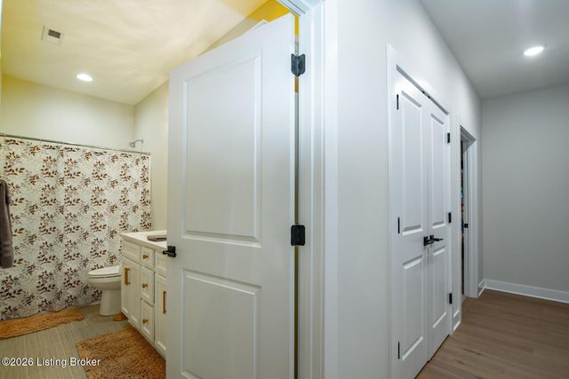 308 Lincoln St, Vine Grove, KY 40175