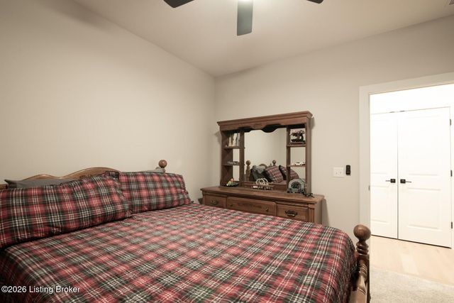 308 Lincoln St, Vine Grove, KY 40175