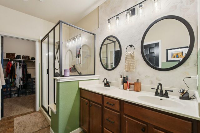 616 Lookout Tree LN, Round Rock, TX 78664