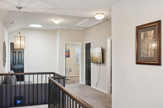 616 Lookout Tree LN, Round Rock, TX 78664