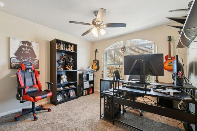 616 Lookout Tree LN, Round Rock, TX 78664