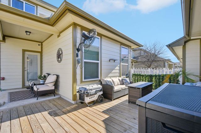 616 Lookout Tree LN, Round Rock, TX 78664