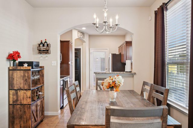 616 Lookout Tree LN, Round Rock, TX 78664