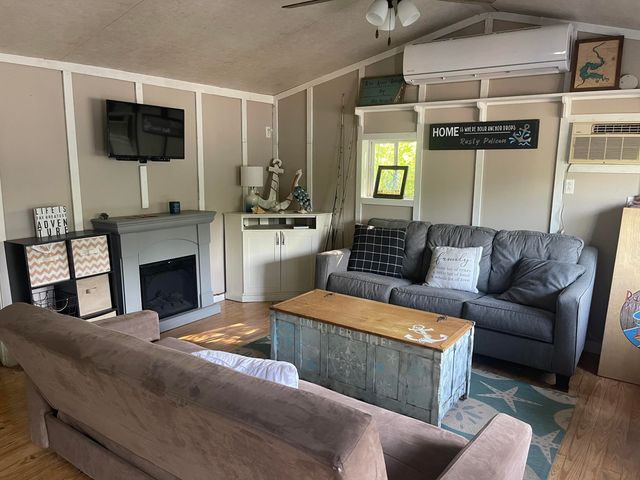 4629 S Croton Hardy Drive, Newaygo, MI 49337