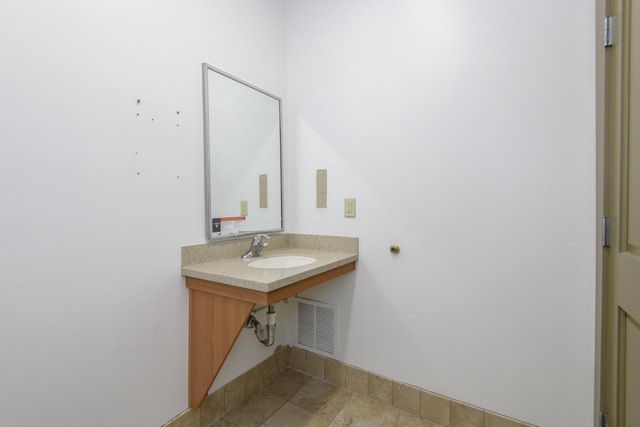 215 Wright STREET, Waukesha, WI 53186