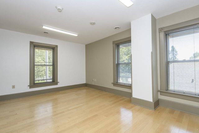 215 Wright STREET, Waukesha, WI 53186