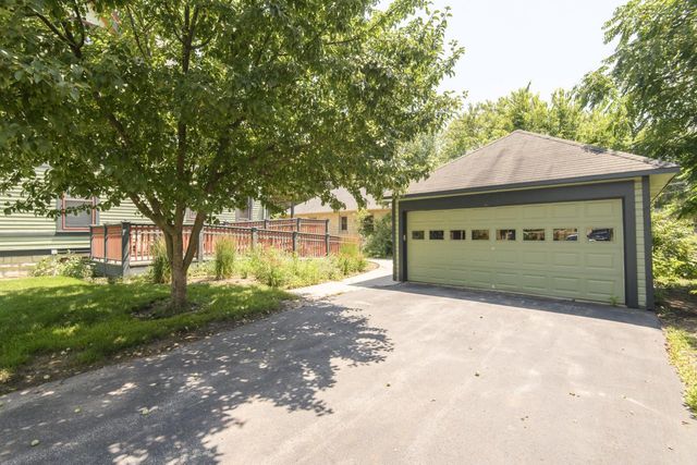 215 Wright STREET, Waukesha, WI 53186