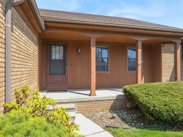 22419 Milner Street, St. Clair Shores, MI 48081