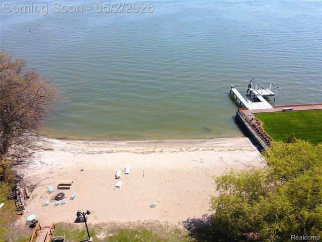 22419 Milner Street, St. Clair Shores, MI 48081