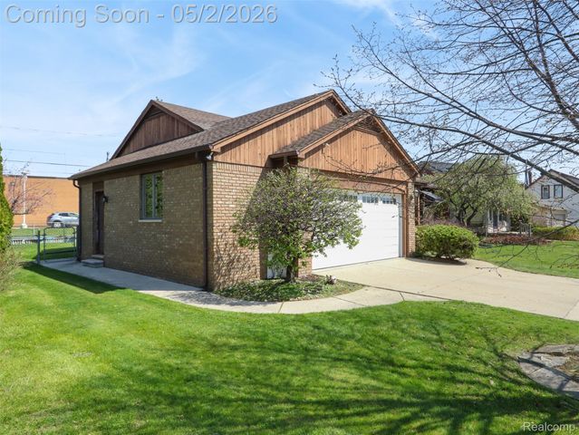 22419 Milner Street, St. Clair Shores, MI 48081