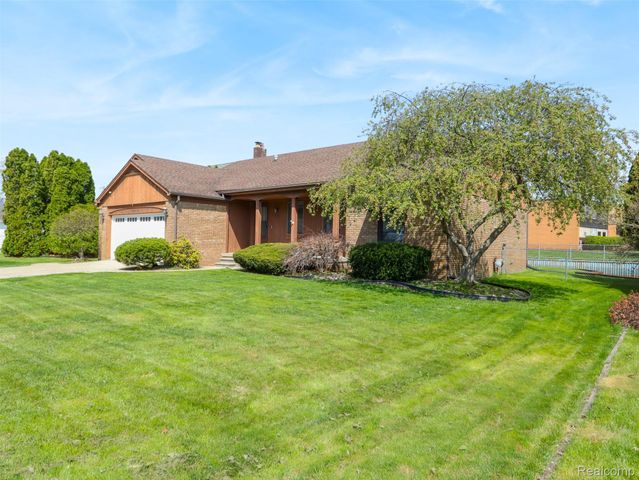 22419 Milner Street, St. Clair Shores, MI 48081