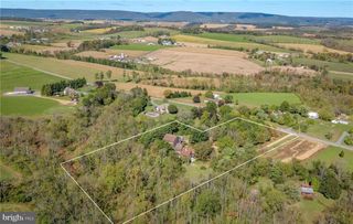 32 FARVIEW RD, Hamburg, PA 19526